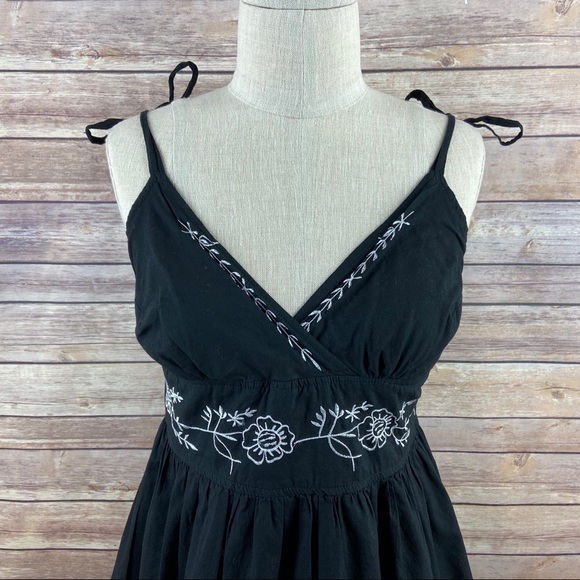 Hale Bob Tie Strap Fit & Flare Embroidered Black White Floral Mini Dress - Picture 2 of 12